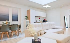Klassen Apartments! Erleben Sie Aulendorf in dieser modernen Unterkunft